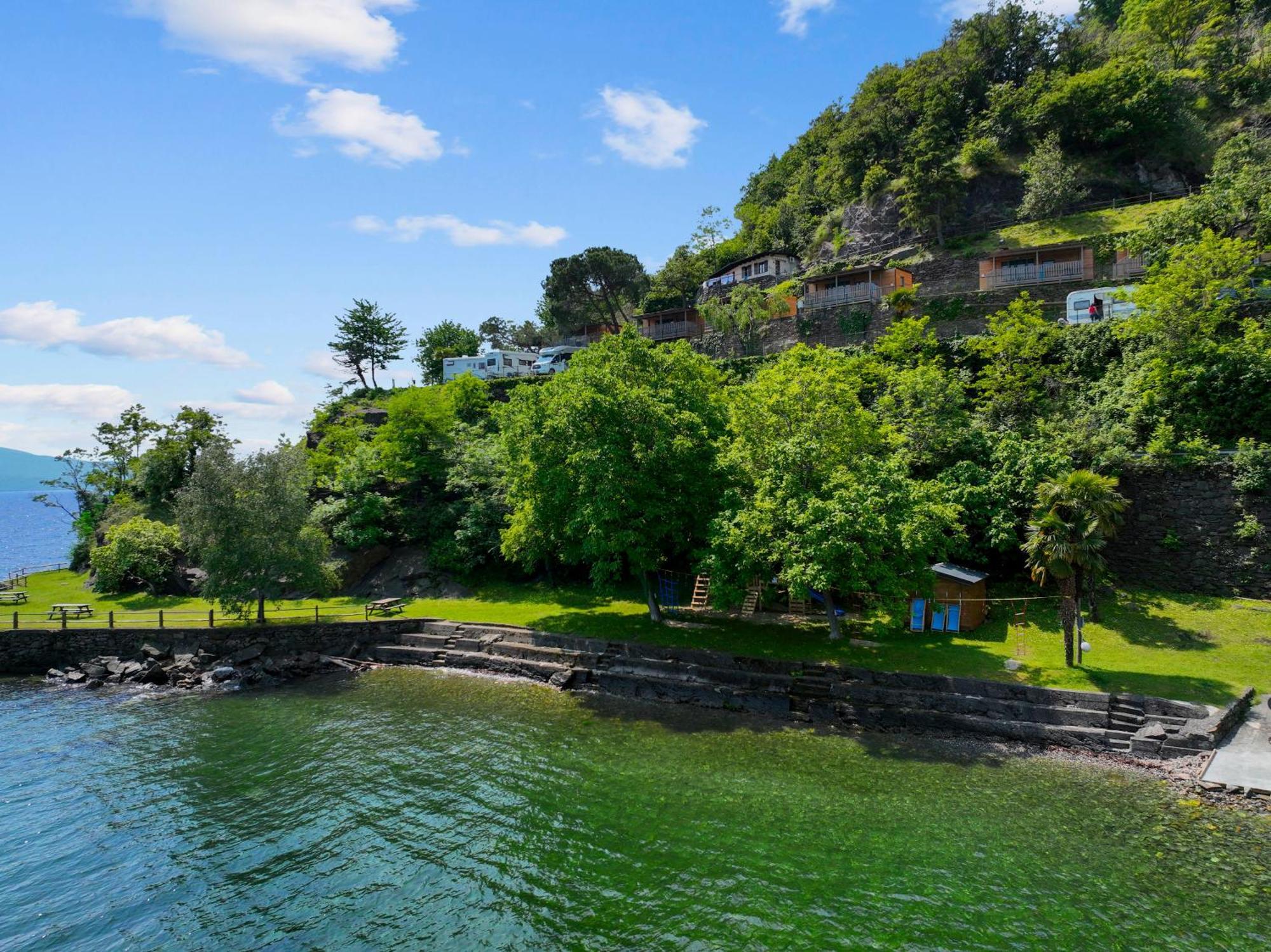 Lakeview Cannobio Camping & Resort Exteriör bild