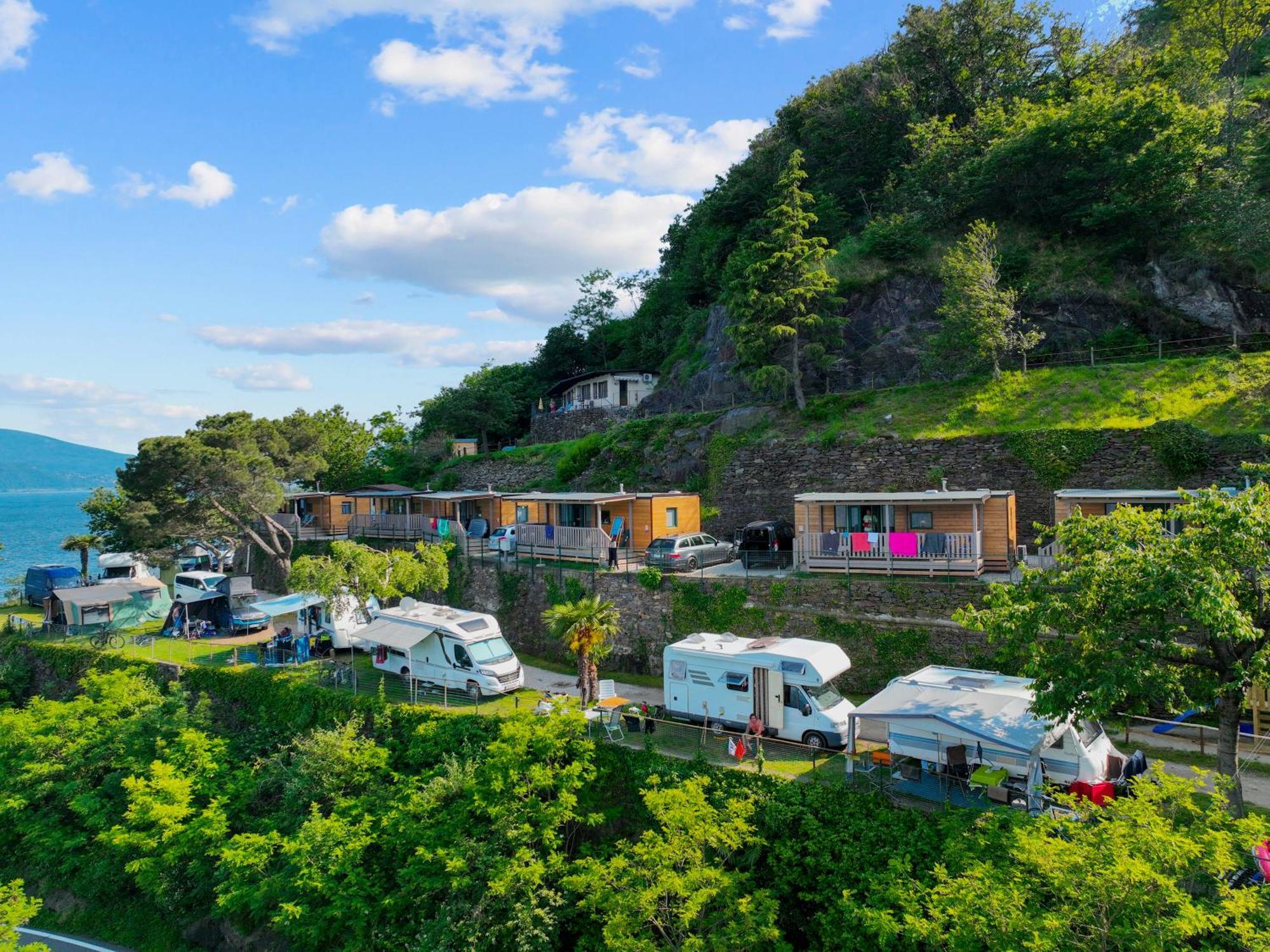 Lakeview Cannobio Camping & Resort Exteriör bild