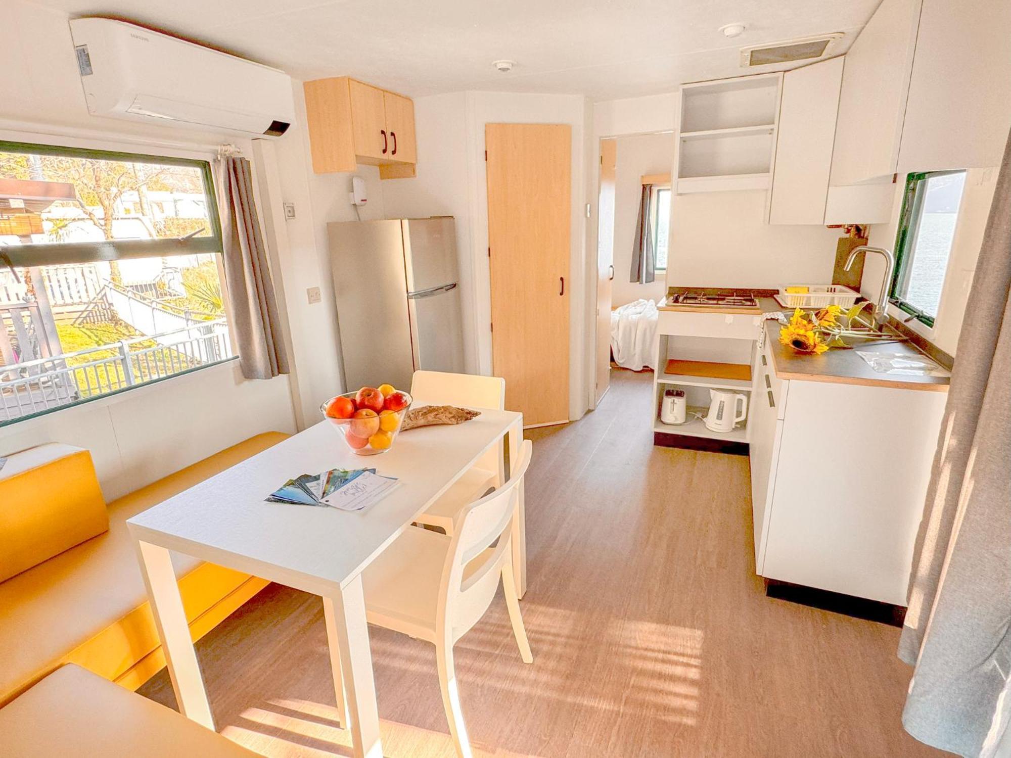 Lakeview Cannobio Camping & Resort Exteriör bild