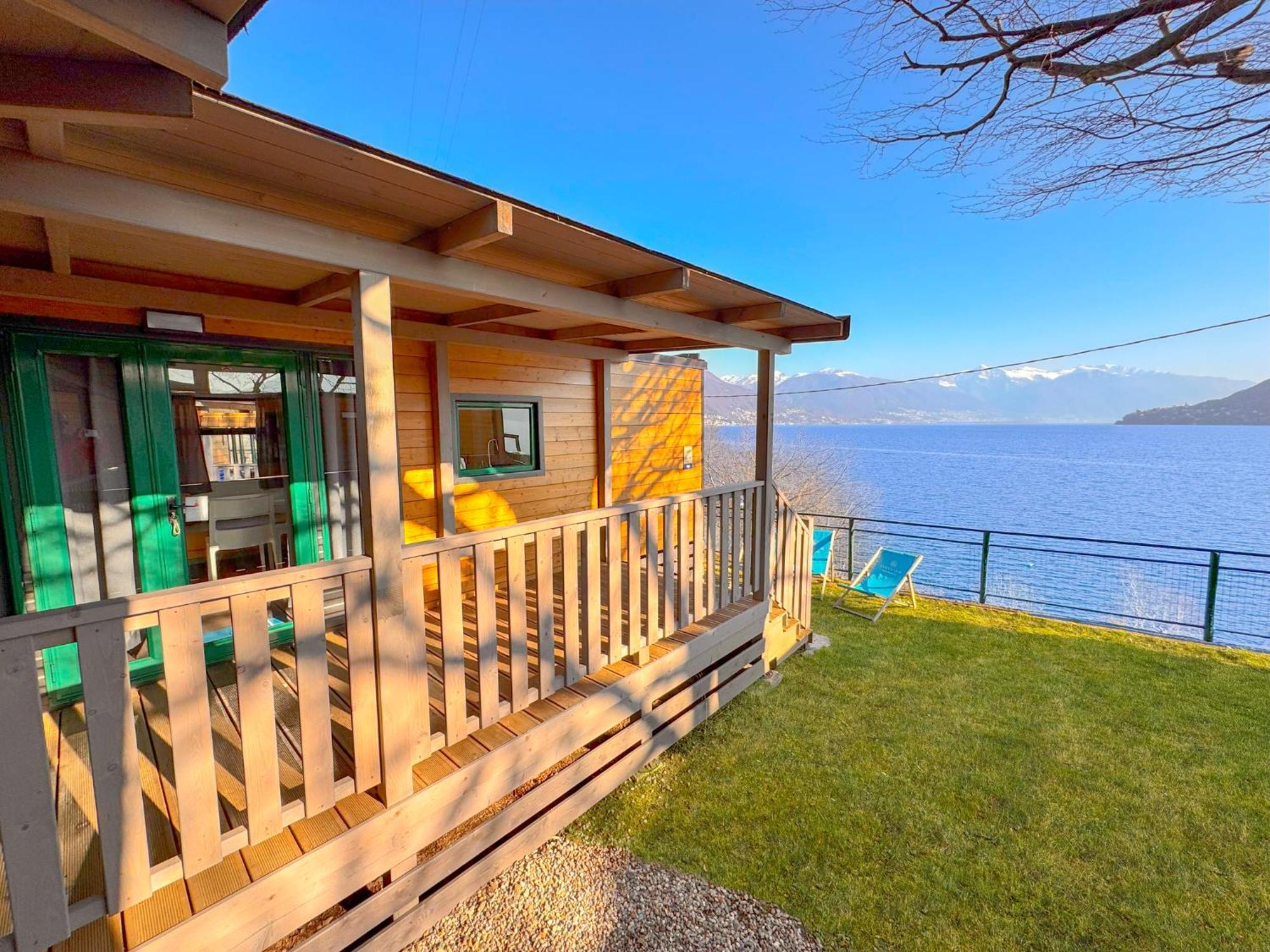 Lakeview Cannobio Camping & Resort Exteriör bild
